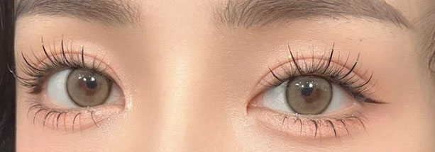 DeQi bringt feine, weiche und angenehme Wimpern für ein verbessertes natürliches Augen-Make-up auf den Markt